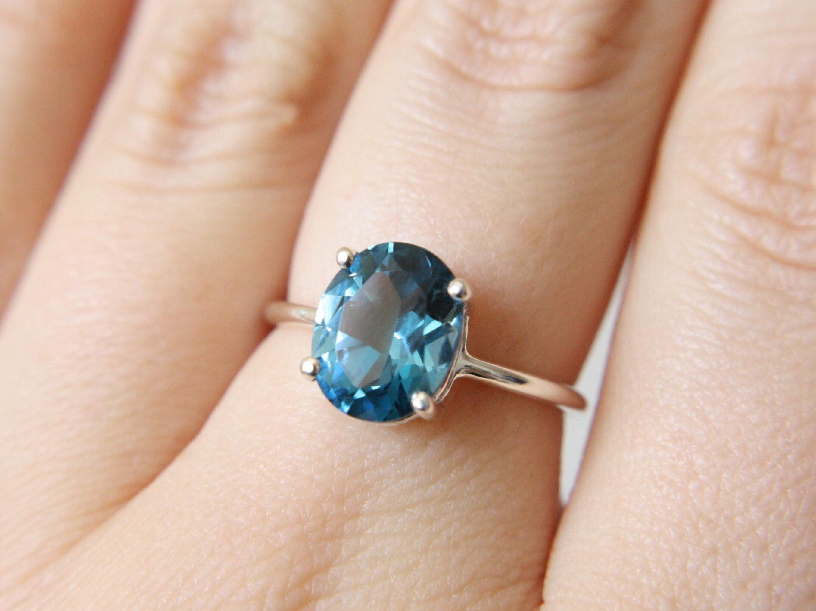 Ring london blue deals topaz