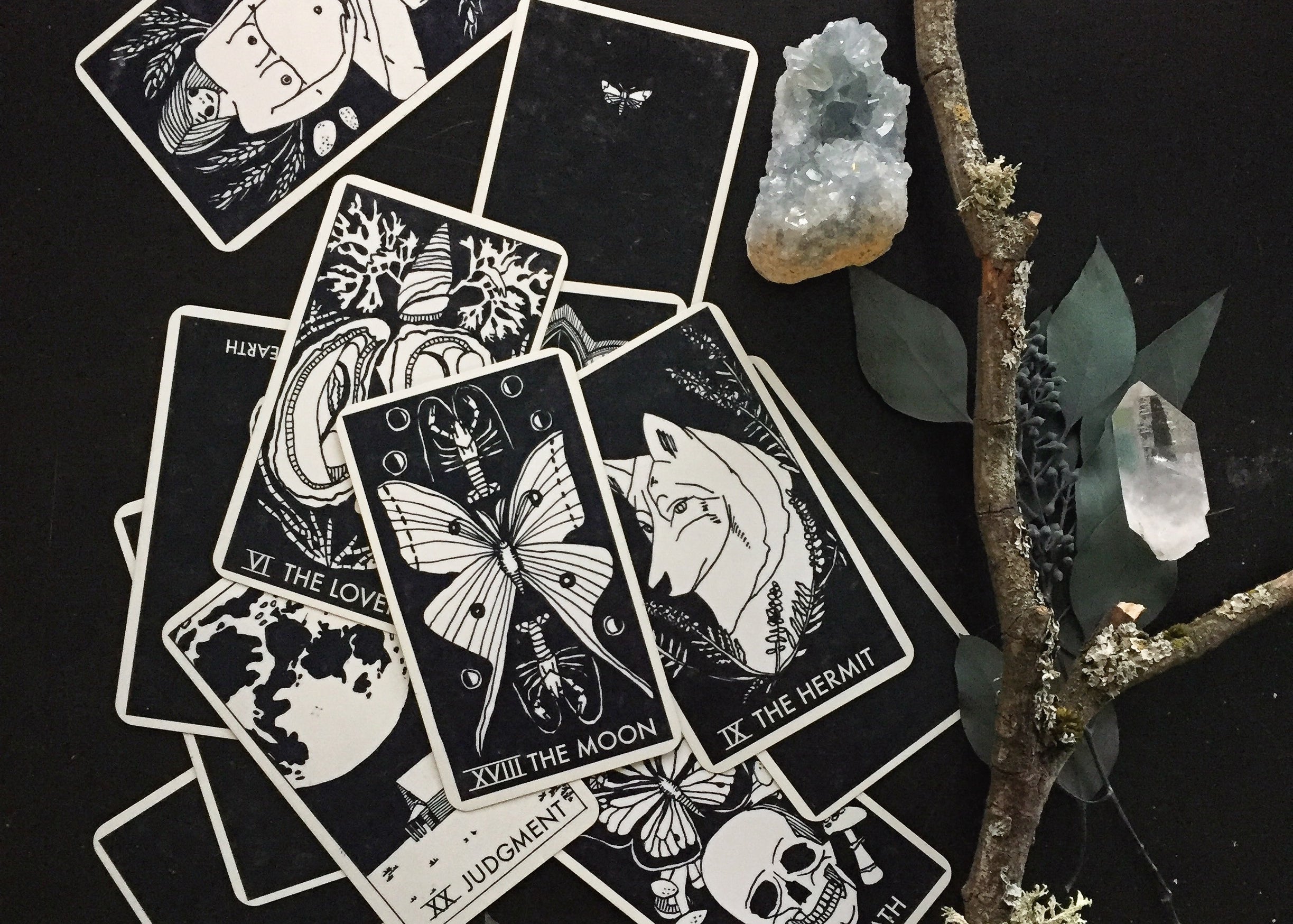 The Nomad Tarot is back! – Altar PDX