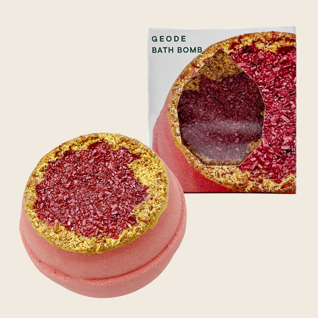 Fall 🍂Christmas 🎄Crystal Geode Bath Bomb -Ruby, Red + Gold