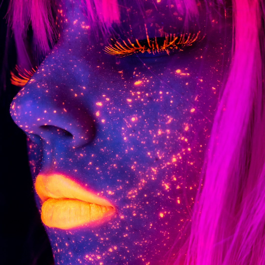 UV Neon Pigment Makeup - Fluorescent Blue