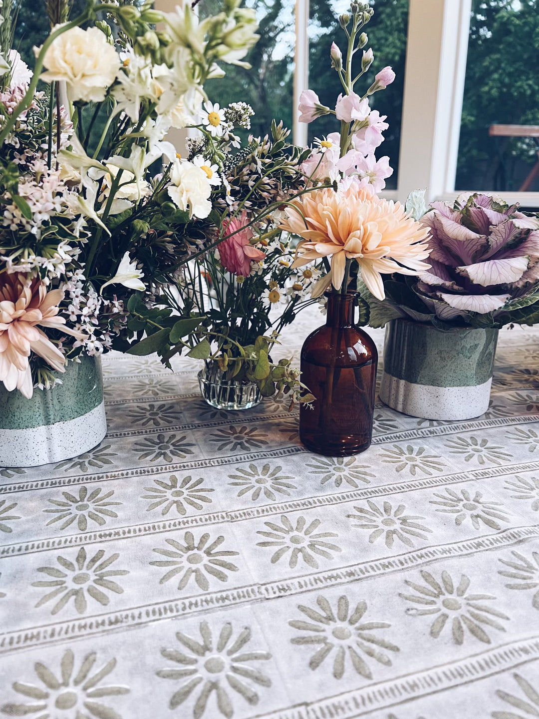 THE GREEN FLORAL AND LADDER TABLECLOTH