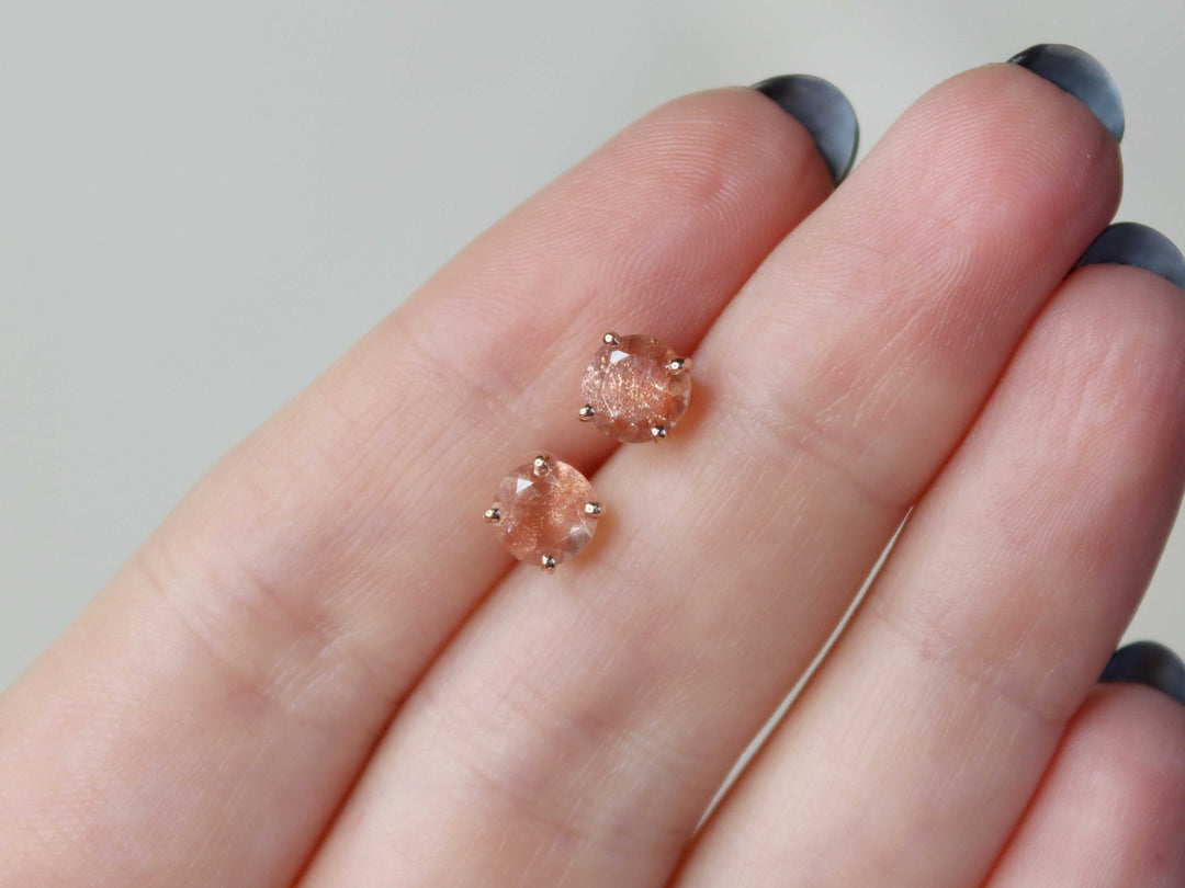 Oregon Sunstone Stud Earrings - 6mm Round