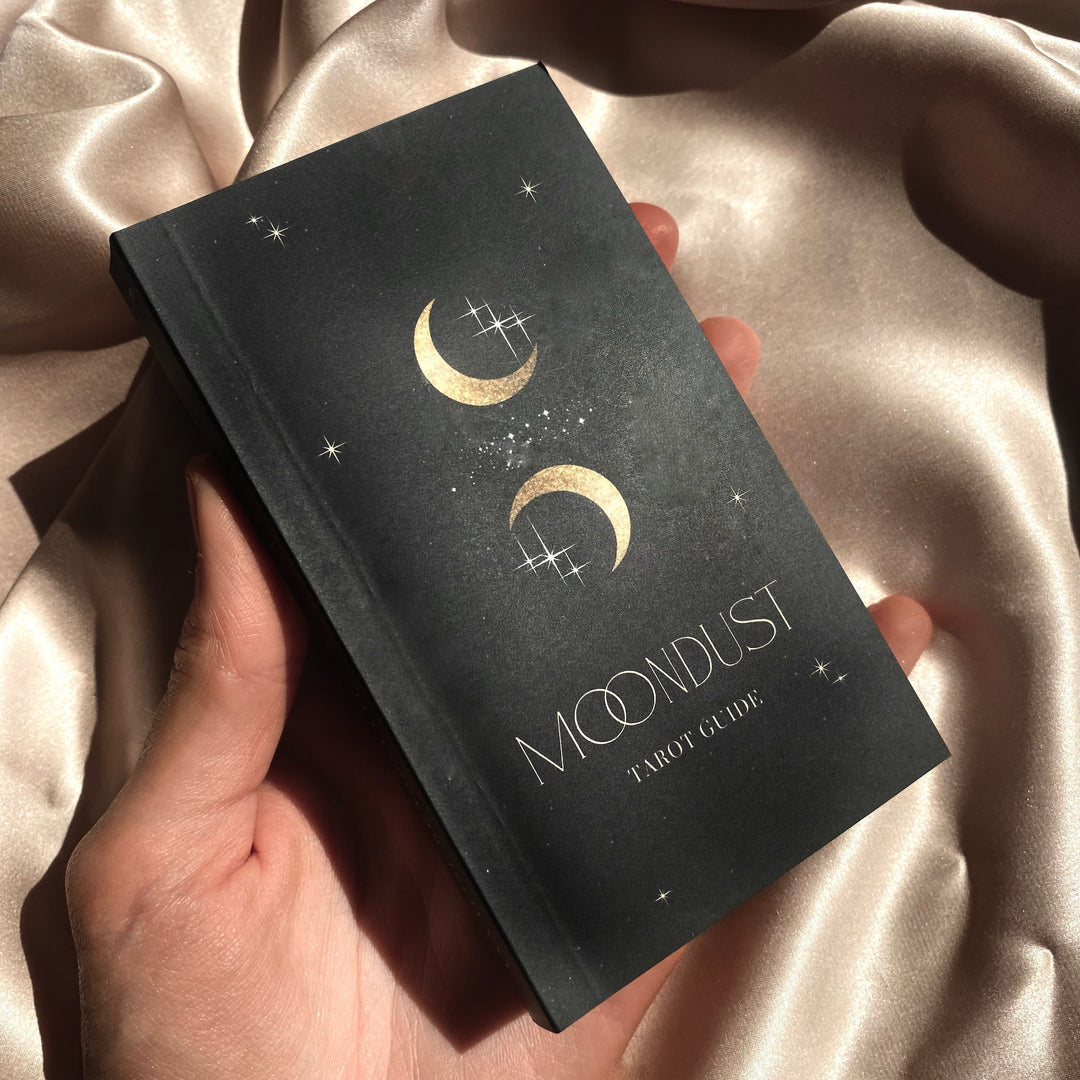 Moondust Tarot Guidebook