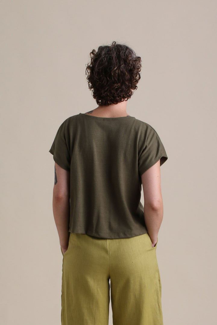 Saturday Tee in Moss