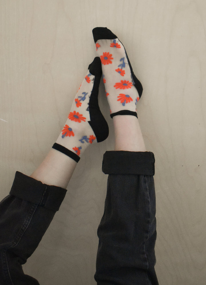 Sheer Daisy Midi Sock