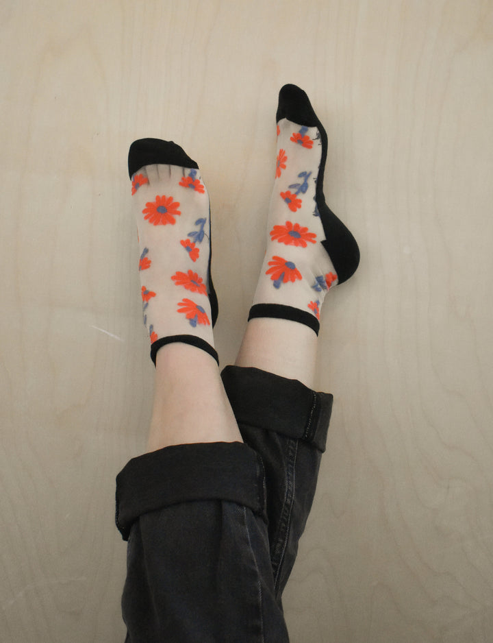 Sheer Daisy Midi Sock