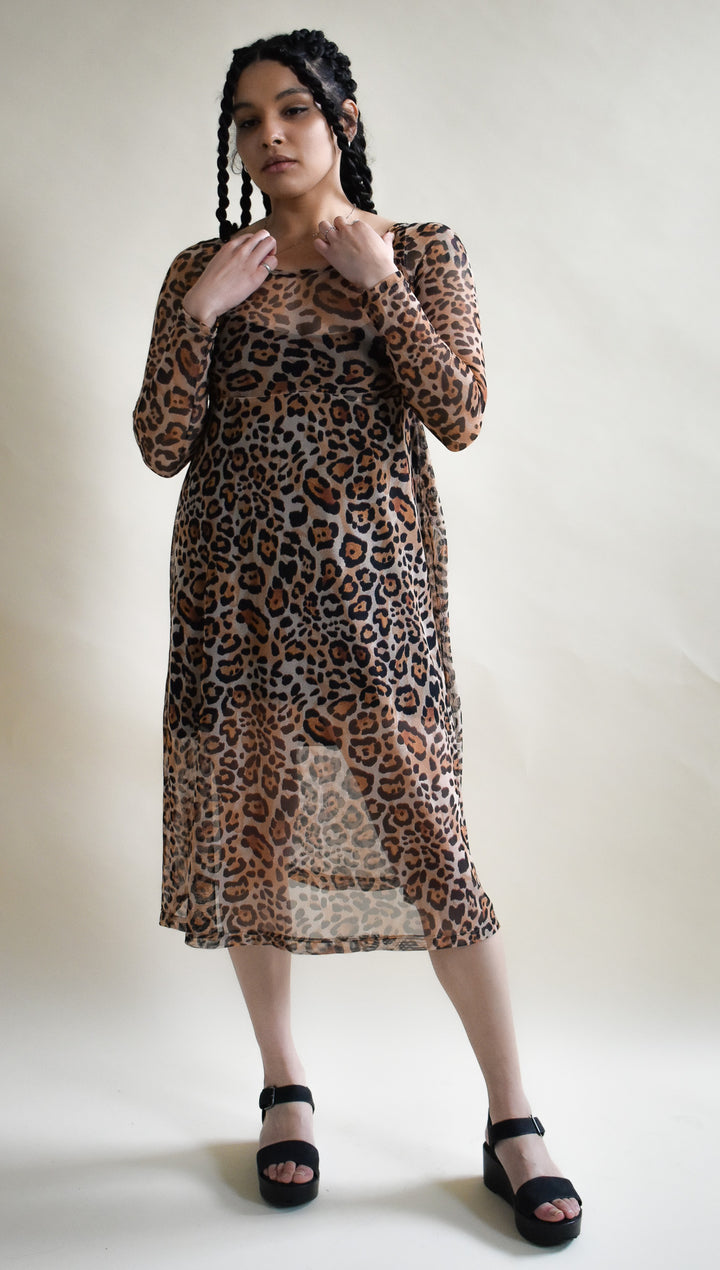 Megumi in Leopard Powermesh