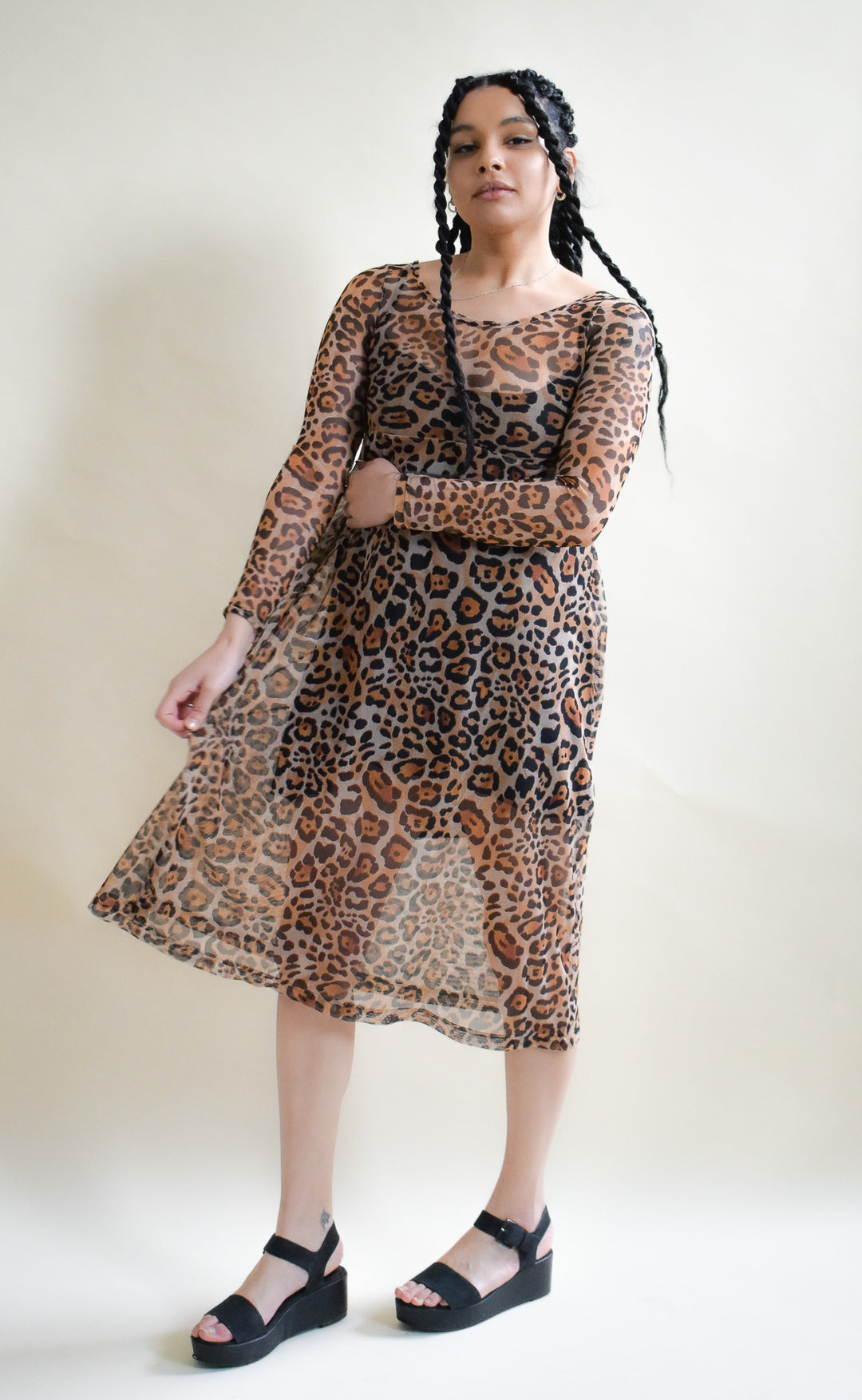 Megumi in Leopard Powermesh