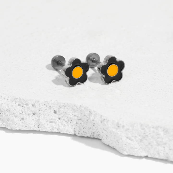 Daisy Studs