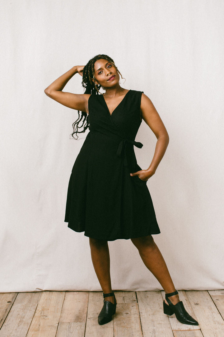 Thea Dress in Black Linen