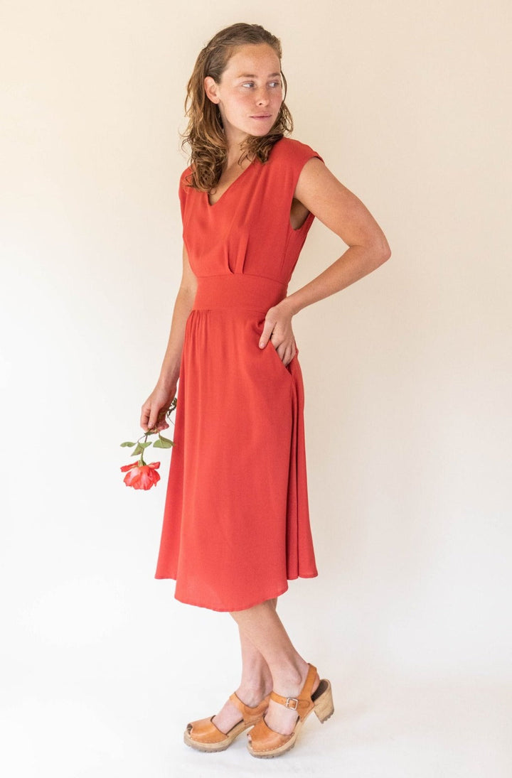 Joy dress in Coral