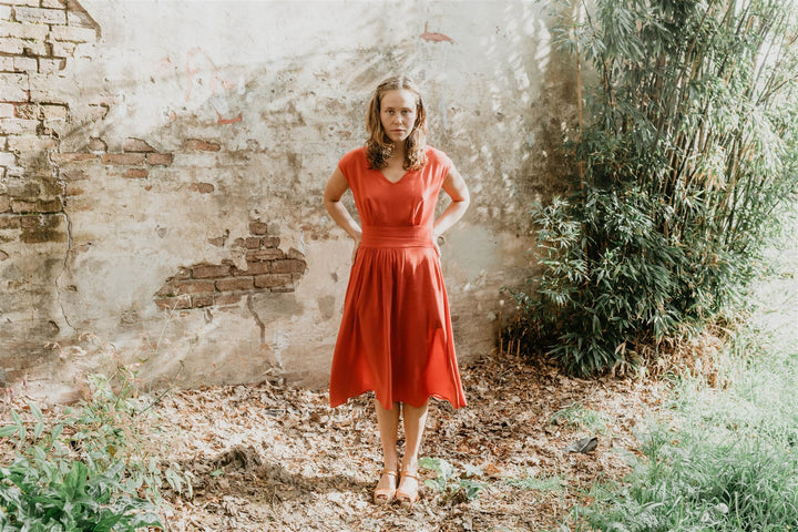 Joy dress in Coral