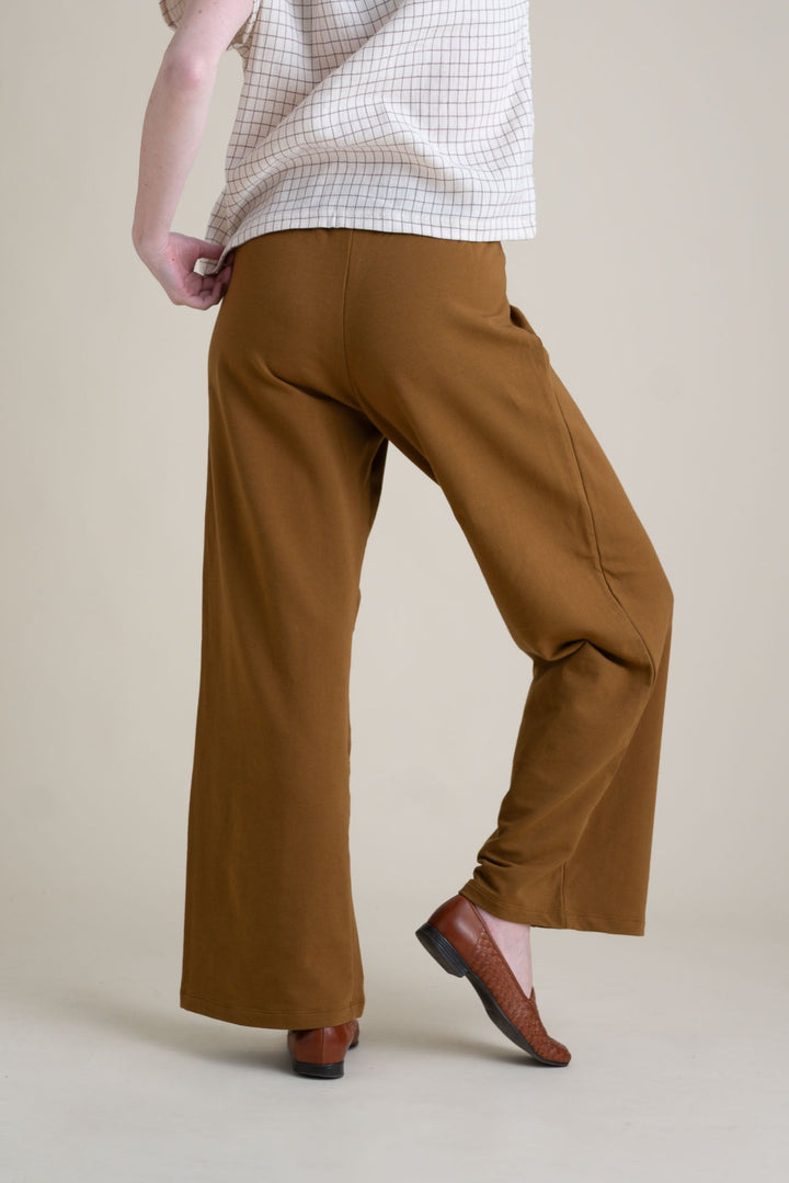 Greta Pant in Almond