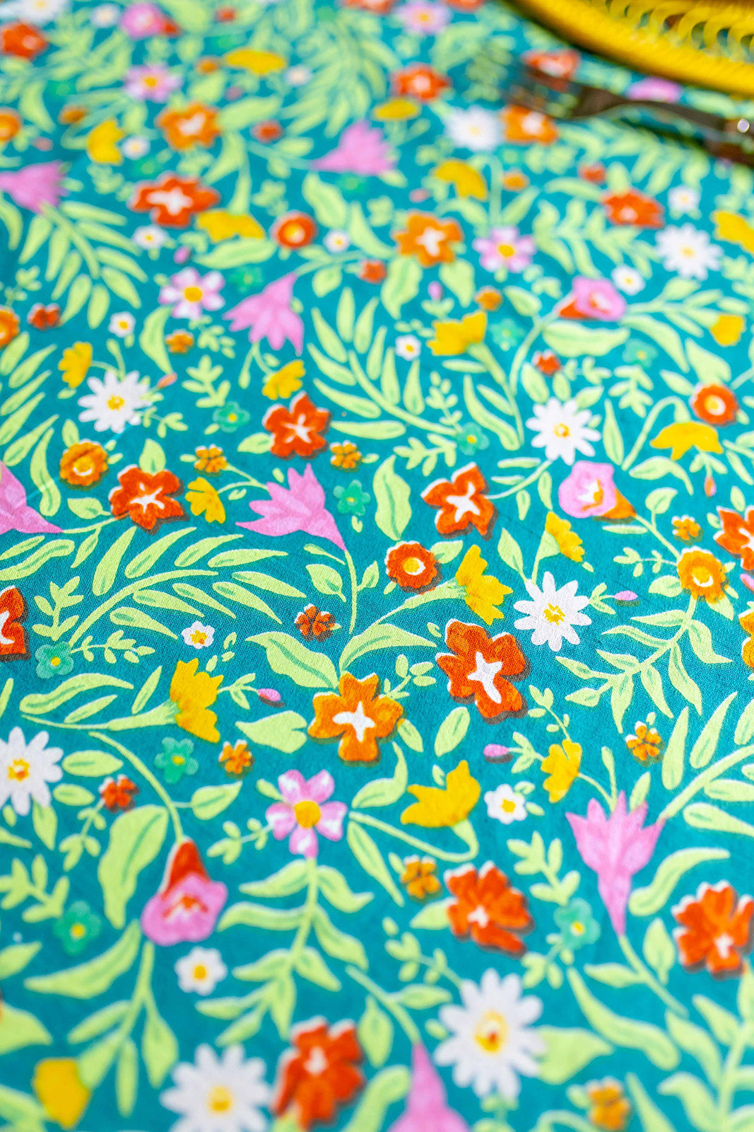 THE SUMMER GARDEN TABLECLOTH