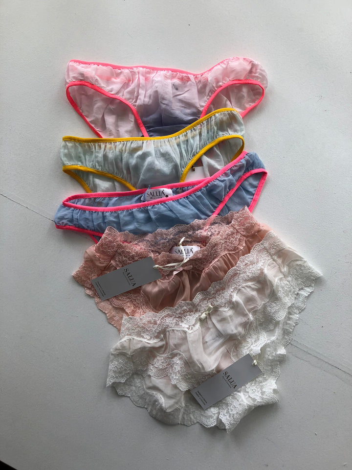 Basic Sheer Gradient Panty w/ Trim