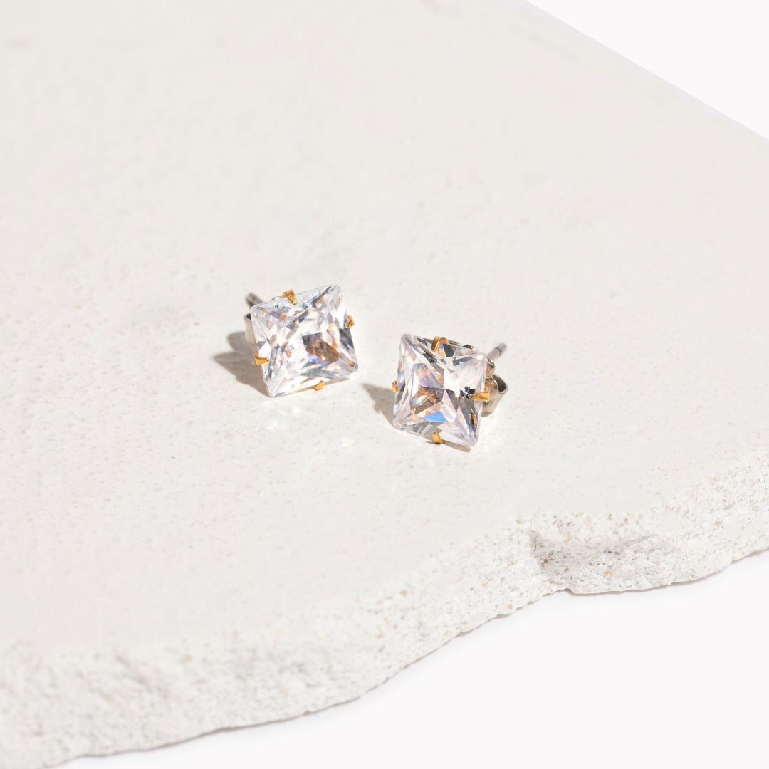 Isabelle Stud Earrings