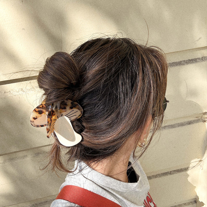 Midi Shiitake Mushroom Hair Claw Clip