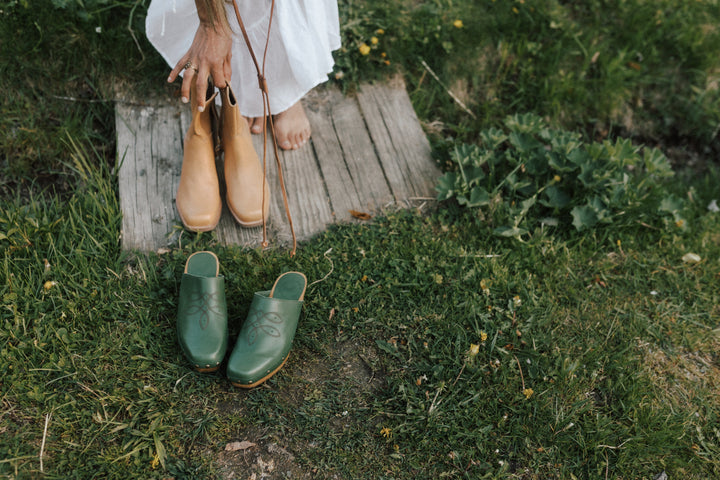 Shy Clogs