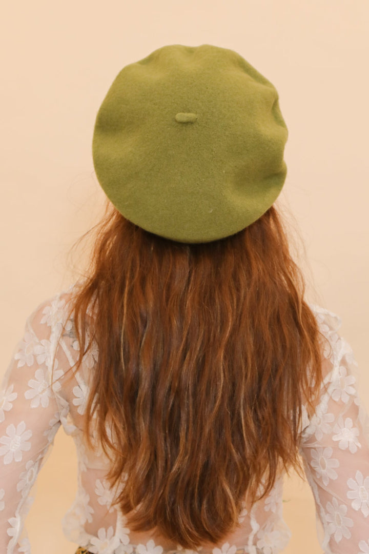 Brigitte Beret in Olive