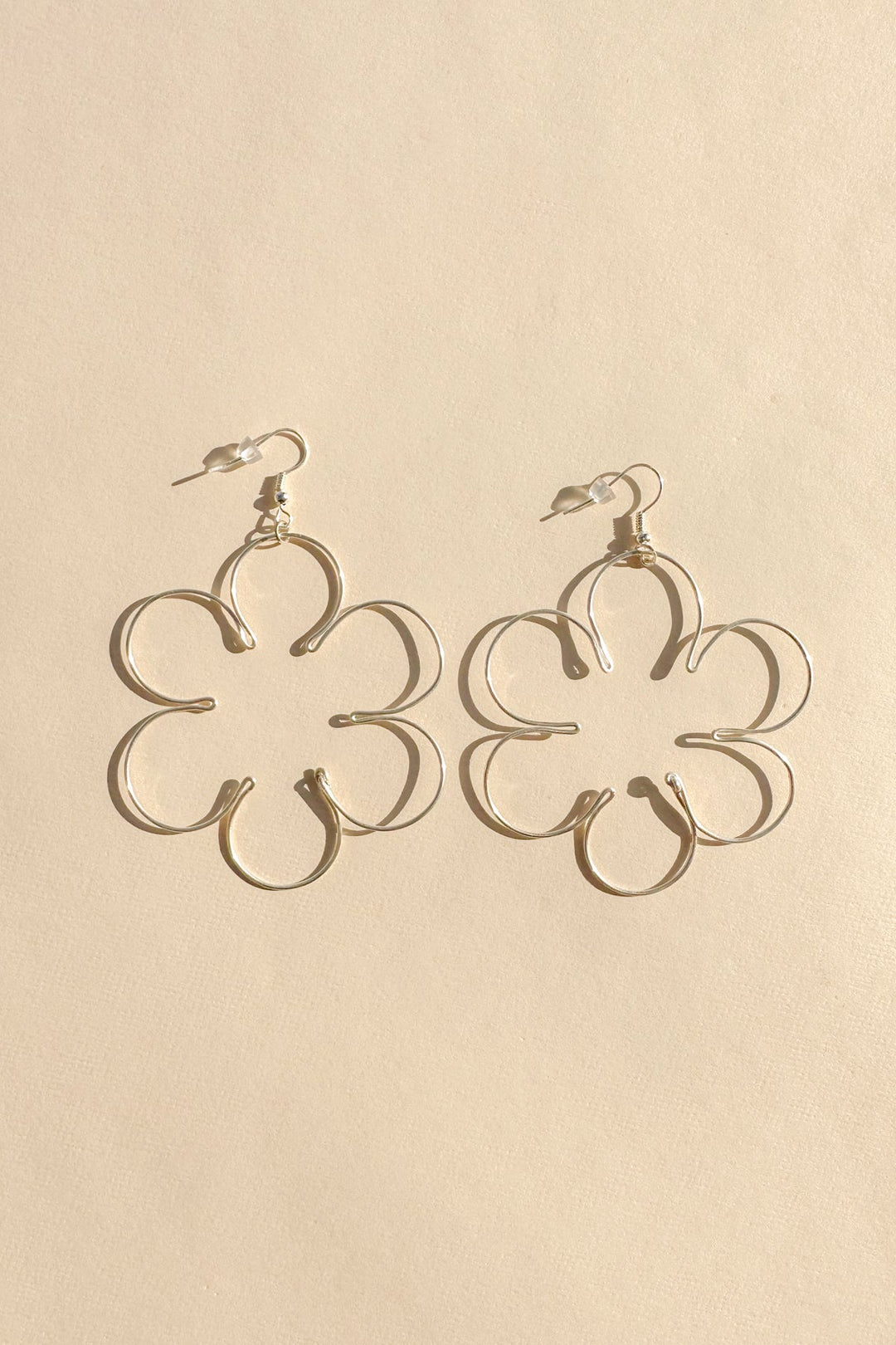 Silver Daisy Earrings