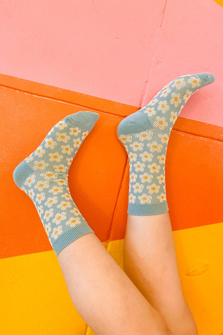 Daisy Socks in Baby Blue