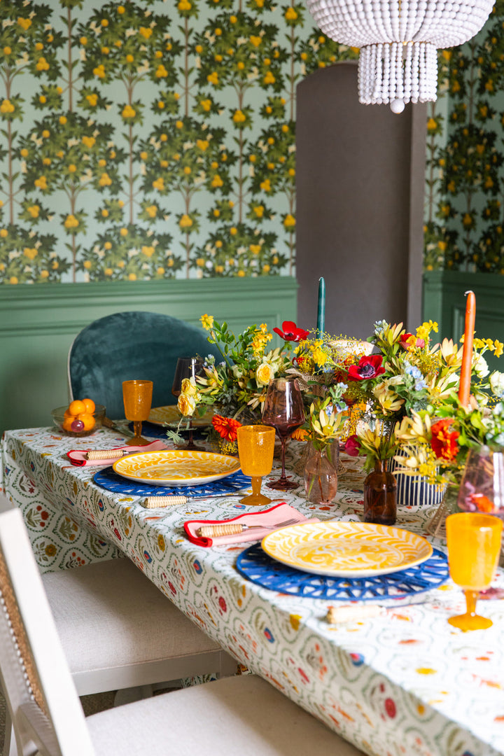 THE BLOOMING GARDEN TABLECLOTH