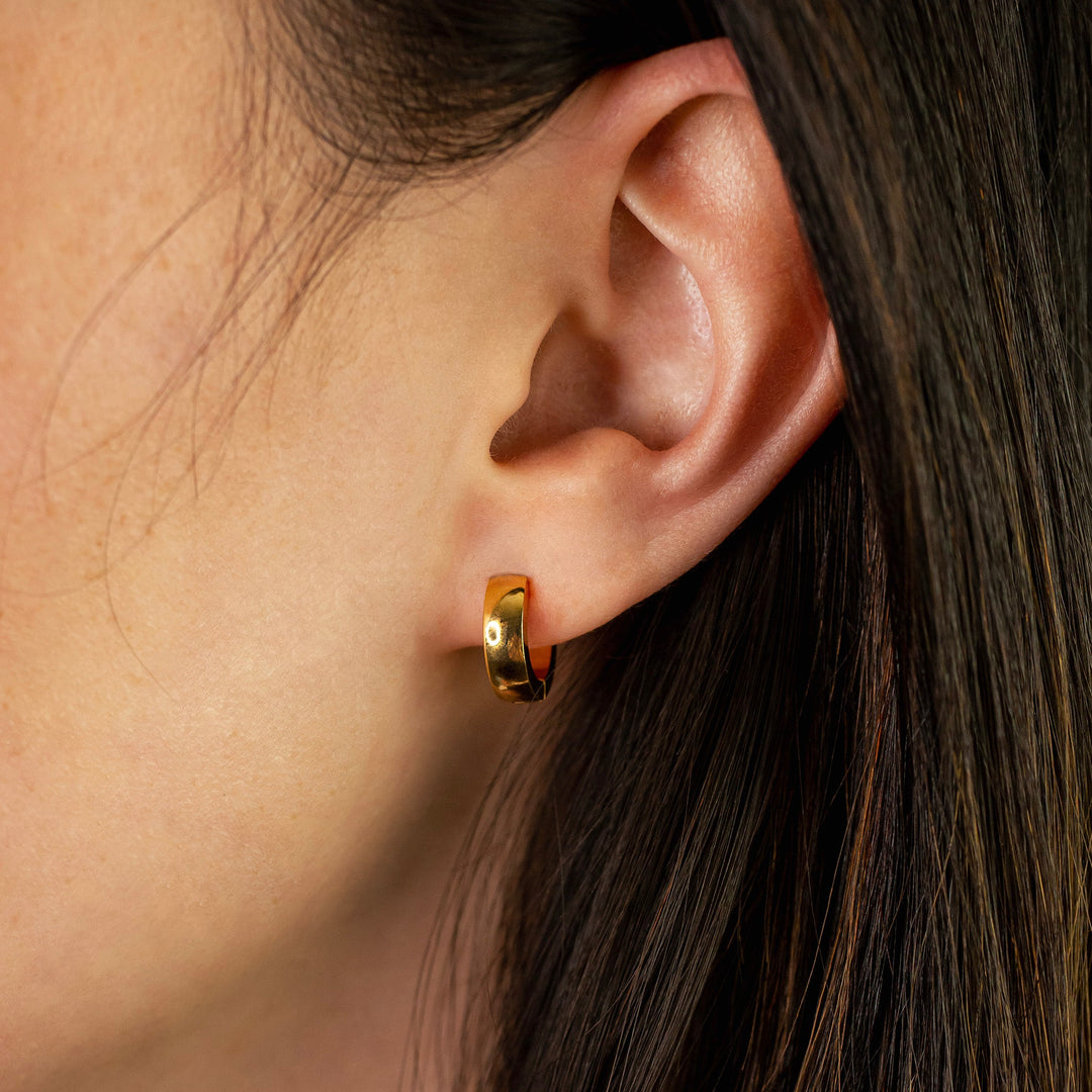 Narrow Dome Locking Huggie Earrings