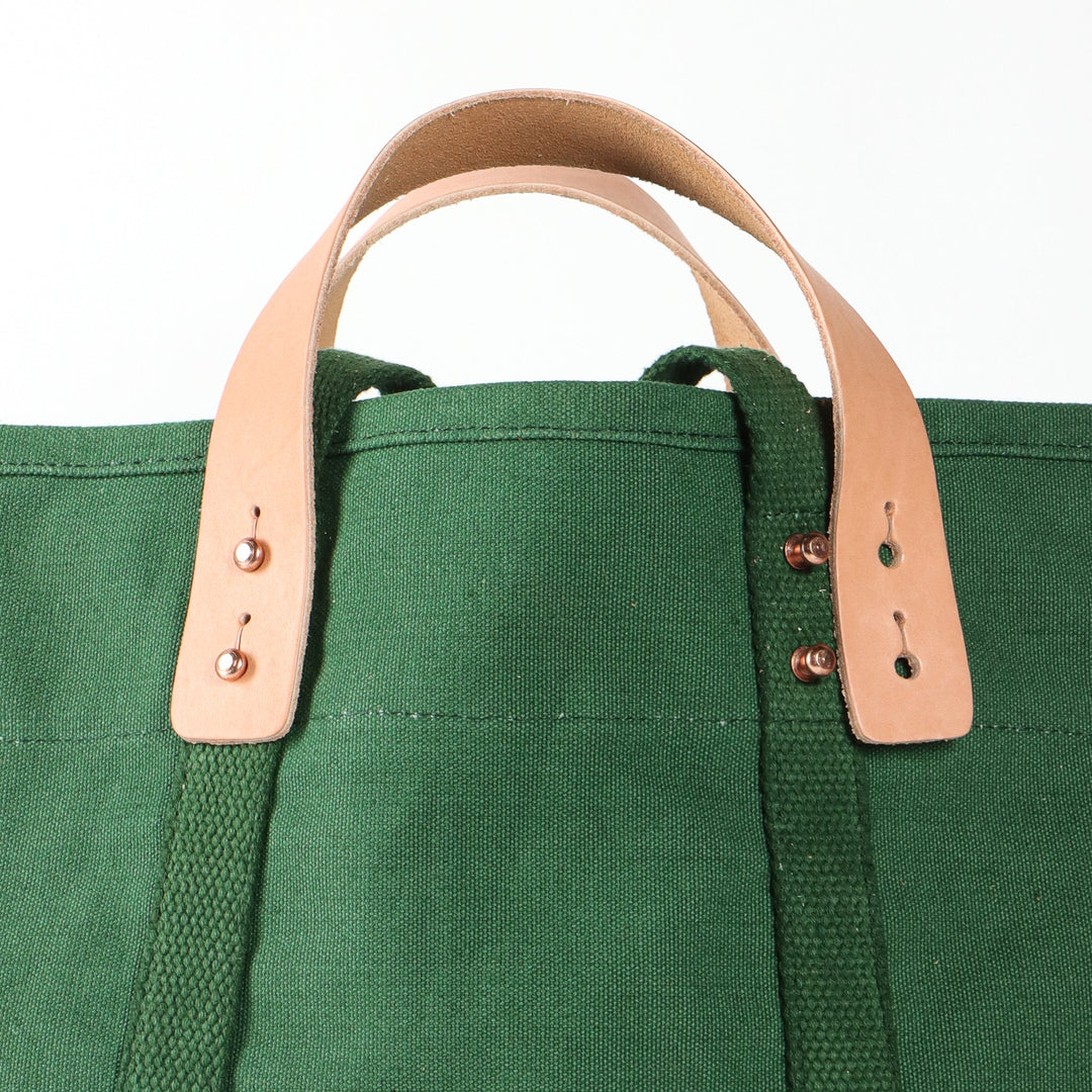 Small East West Tote | Pine