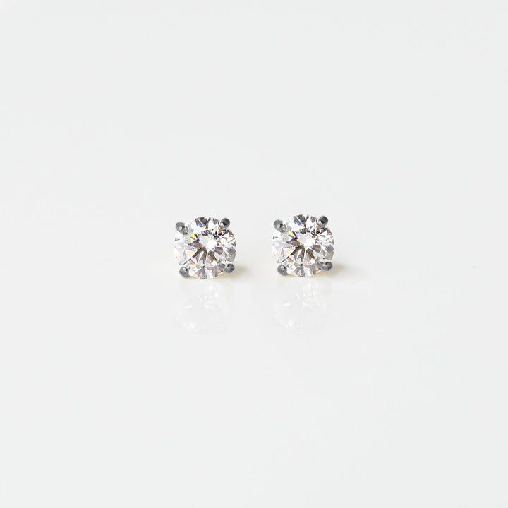 Solitaire Round Flat Back Sleeper Earrings