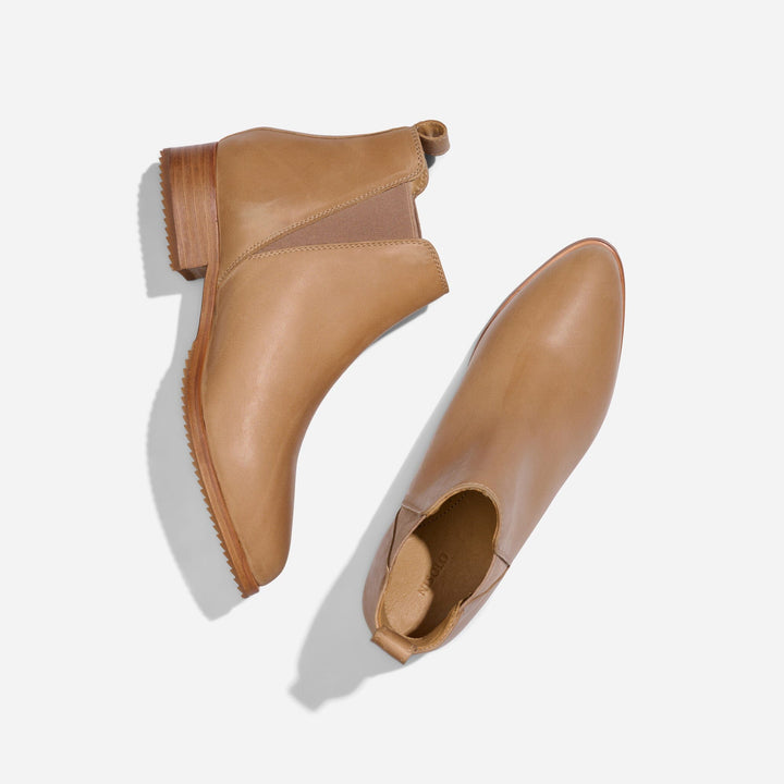 Eva Everyday Chelsea Boot Almond