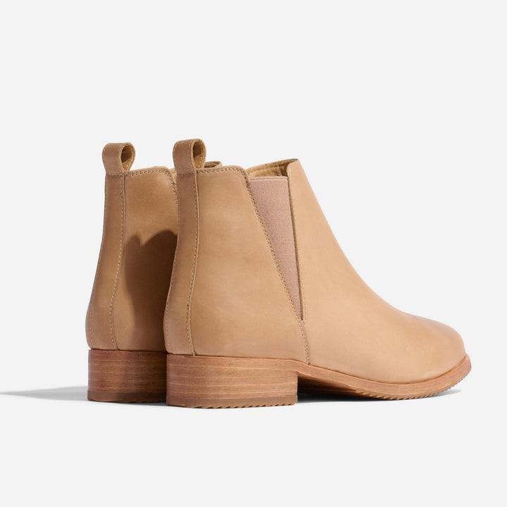 Eva Everyday Chelsea Boot Almond