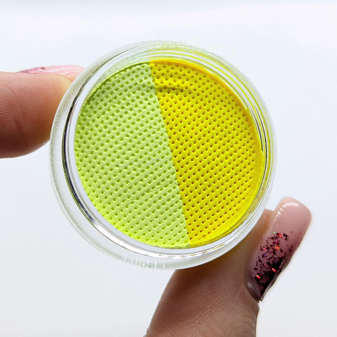 Cake Wet Eyeliner - Yellow/Light Yellow