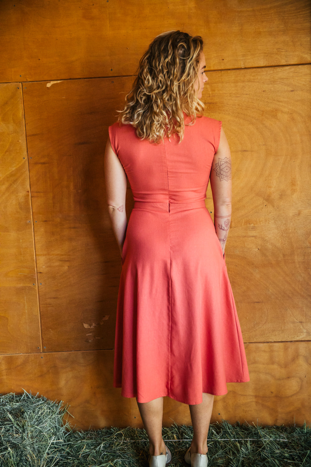 Xena Dress in Coral Linen