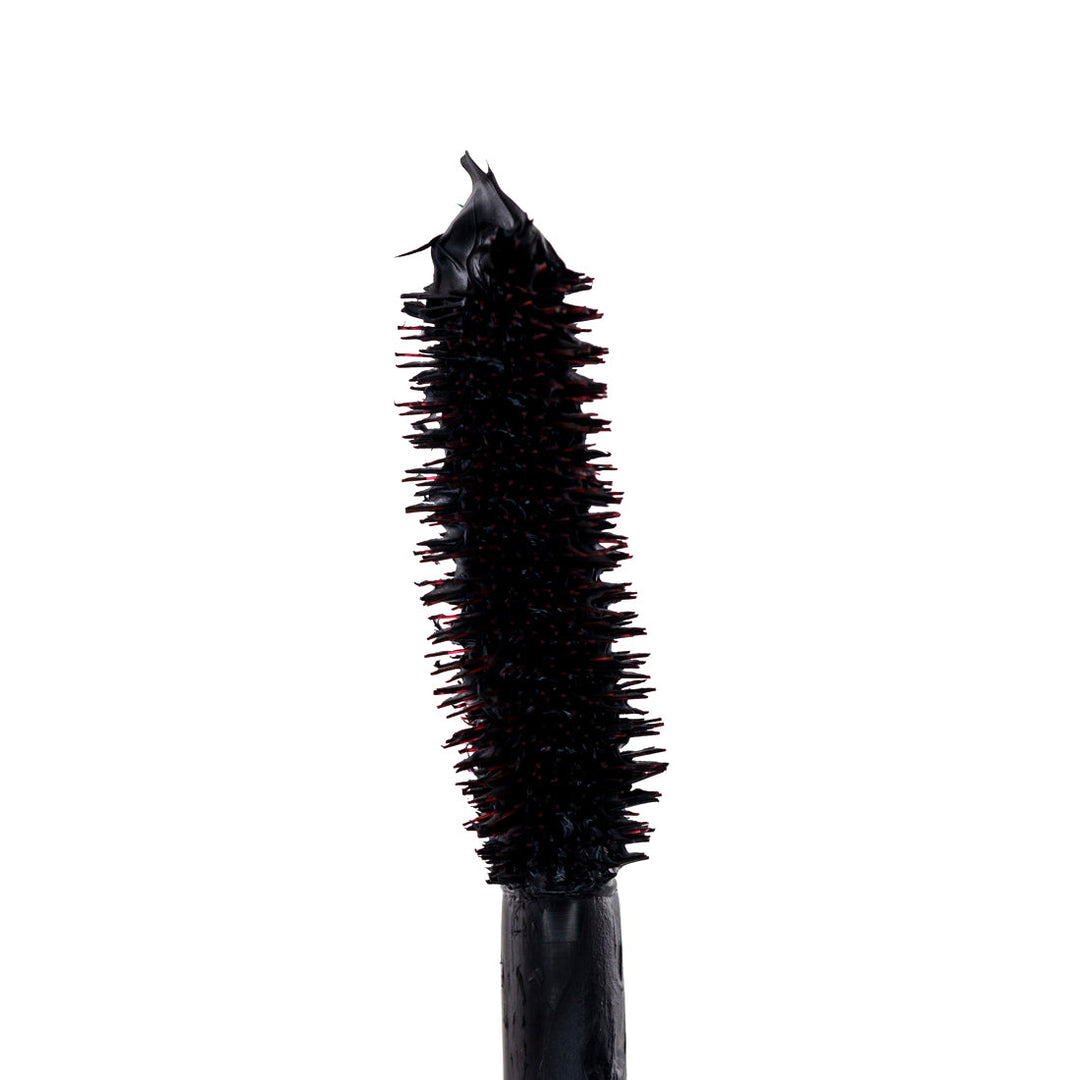 TWISTED IN LOVE MASCARA