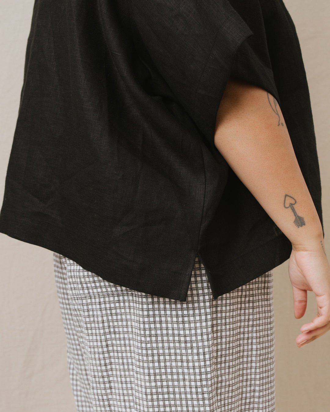 Boxy Collared Top in Black Linen (RTS)