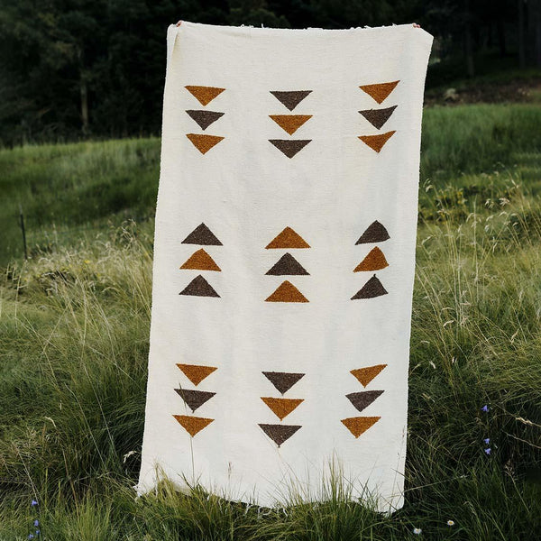 Summit Blanket Altar PDX