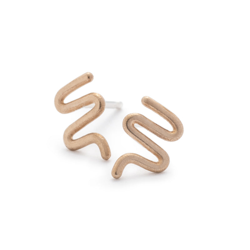 Viri stud earrings