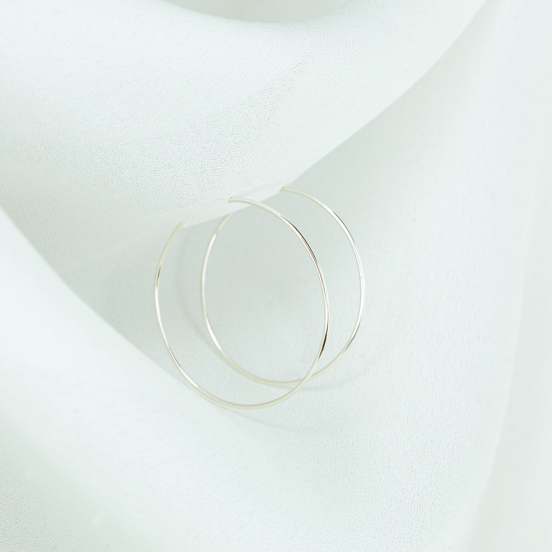 Weightless Small Hoops