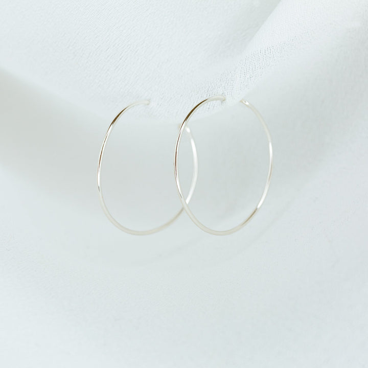 Weightless XS Hoops