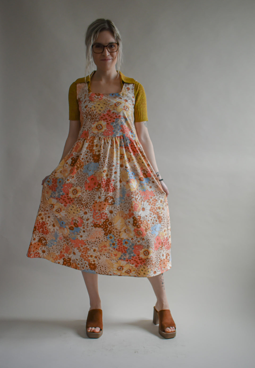 Gwendolyn Dress in 70s Saffron Floral