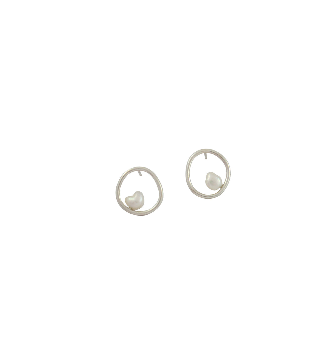 perla petite studs