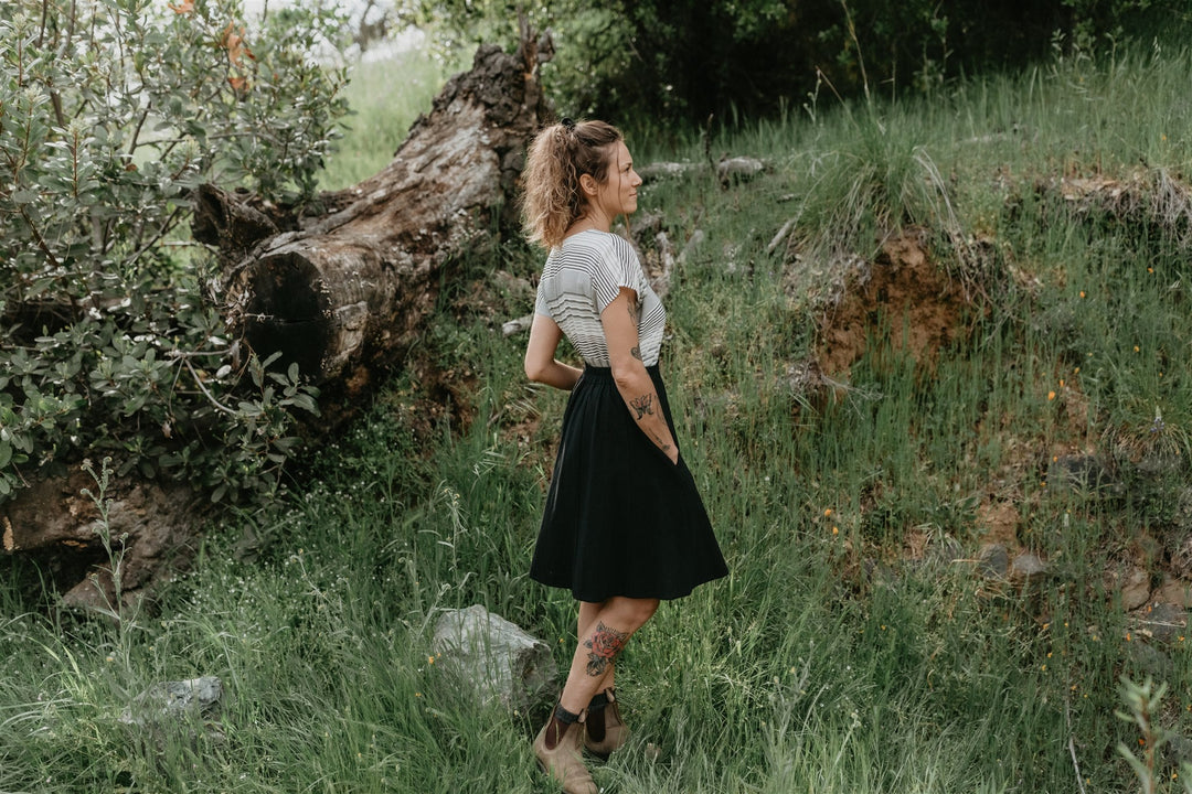 Bae Skirt in Black Linen