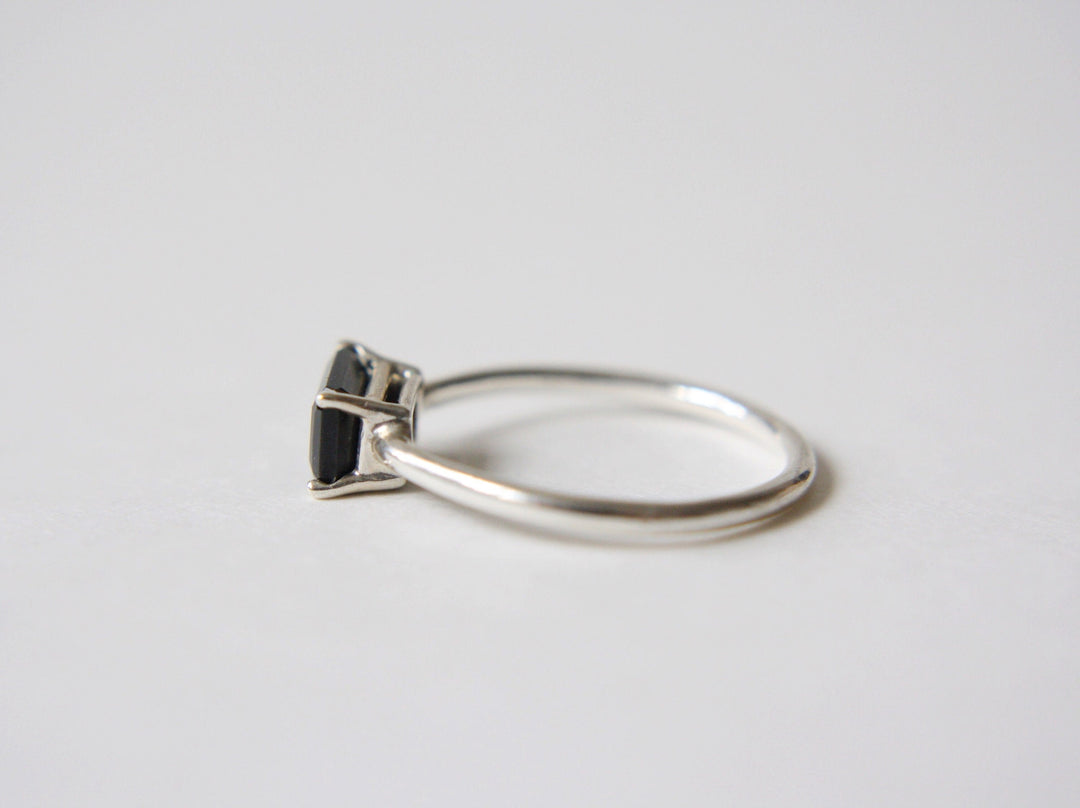 Black Spinel Ring