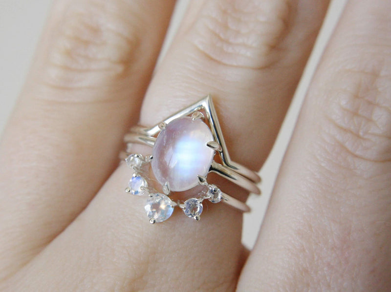 Raw Beauty - Moonstone Ring – KEETA LUXURY