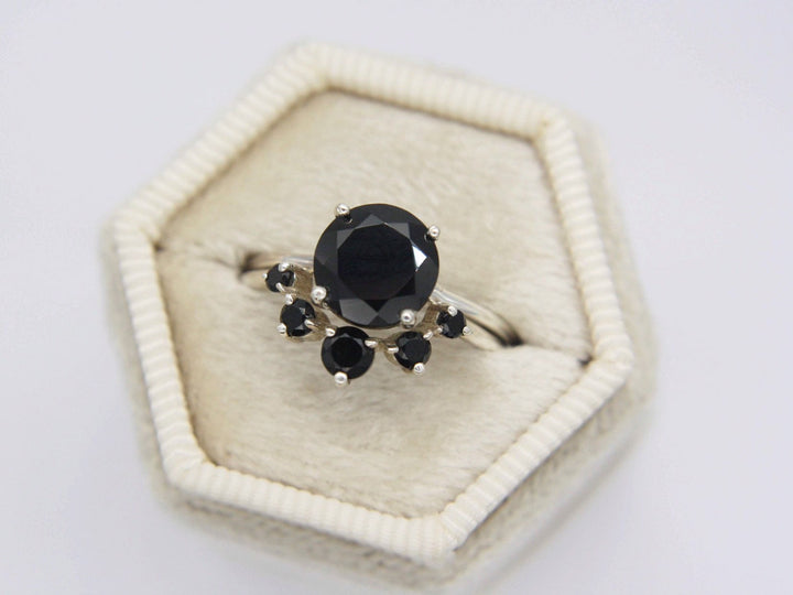 Black Spinel Ring, 8mm Round