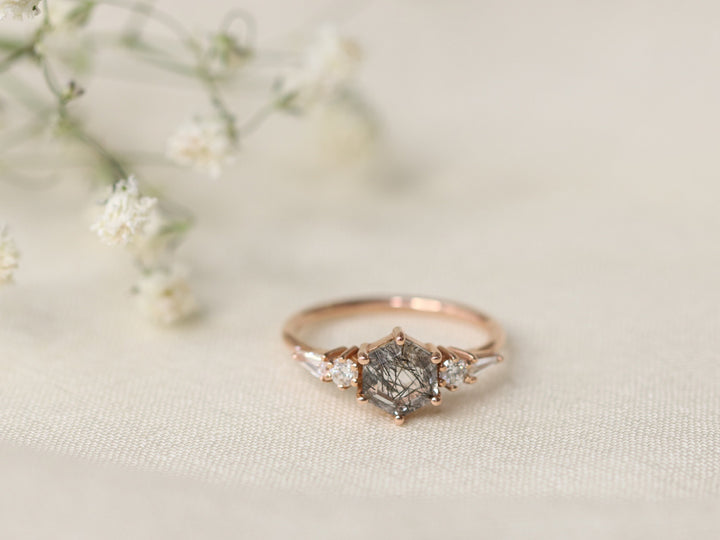 The Huntington Ring in Tourmalinated Quartz