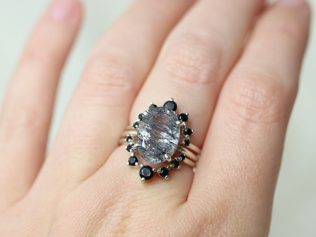 Luxe Artemis Crown Ring with Black Spinel