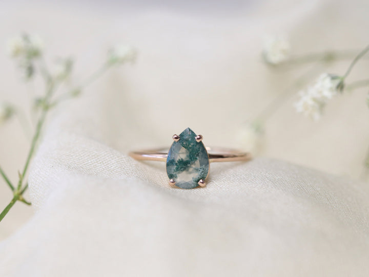 10x7 Pear Shape Faceted Moss Agate Ring