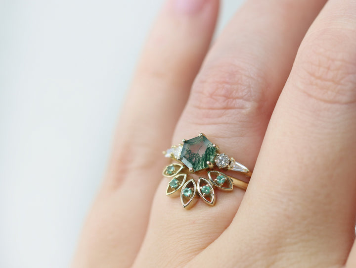 Hera Ring in Alexandrite